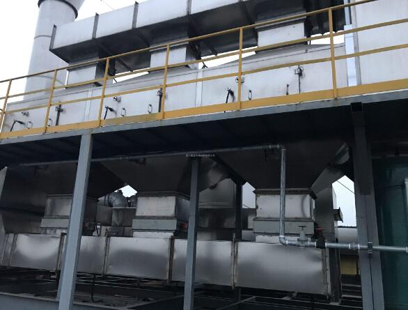 5e0f0b4e8c097.jpg 3.jpg